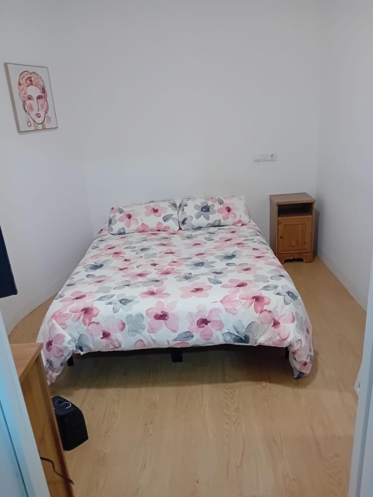 Alquilo Mini Departamento Apartment Сан-Бой-де Льобрегат Екстериор снимка