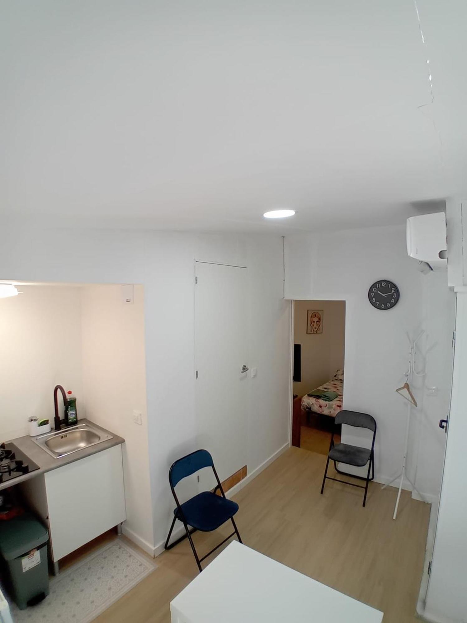 Alquilo Mini Departamento Apartment Сан-Бой-де Льобрегат Екстериор снимка